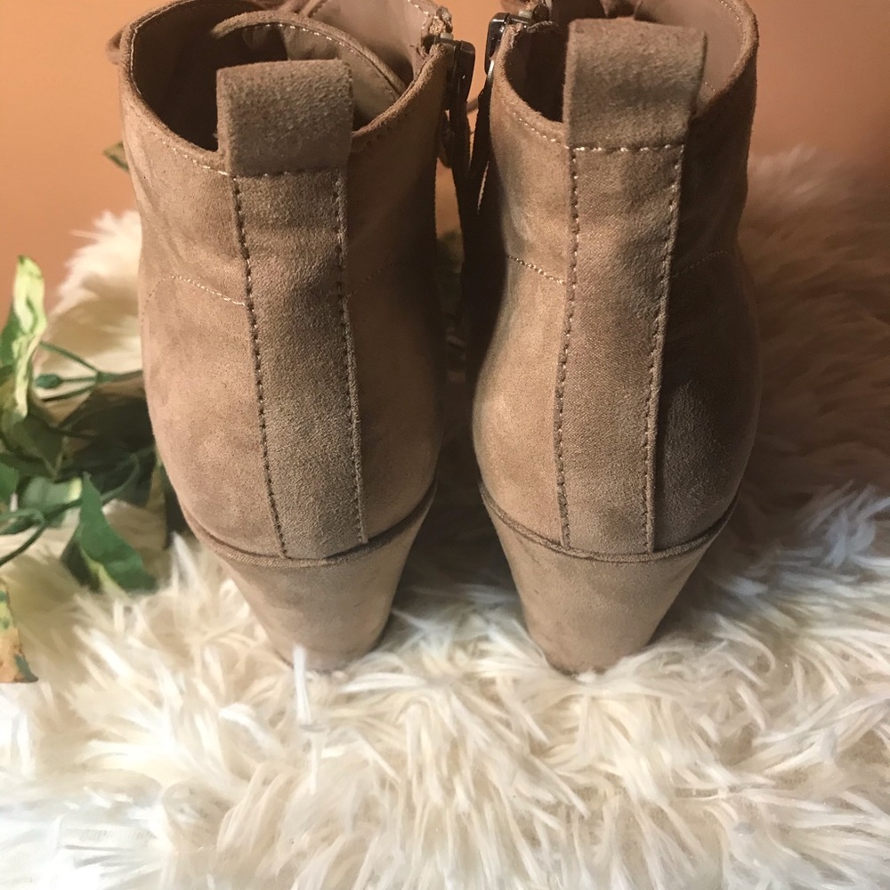 DV Wedge - Picture 4 of 4